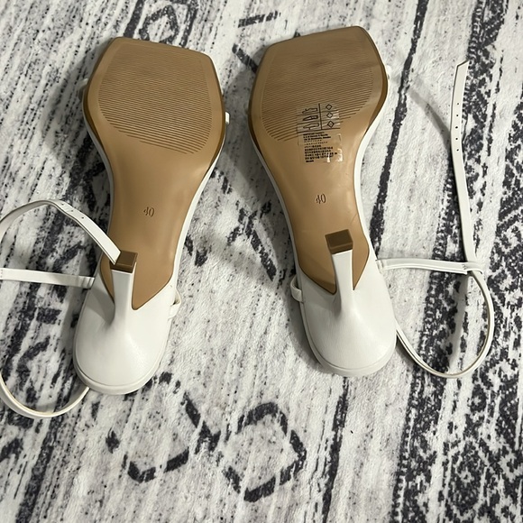 H&M Heels - Picture 3 of 5